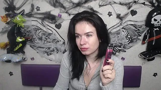 JasmineKouch online show from November 6, 6:23 pm