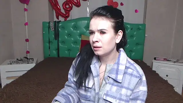 JasmineKouch online show from February 7, 6:16 pm