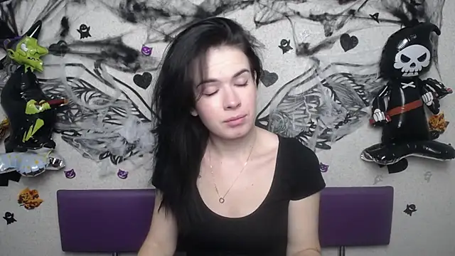 JasmineKouch online show from October 21, 5:34 pm