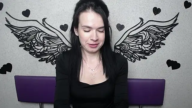 JasmineKouch online show from October 3, 5:36 pm