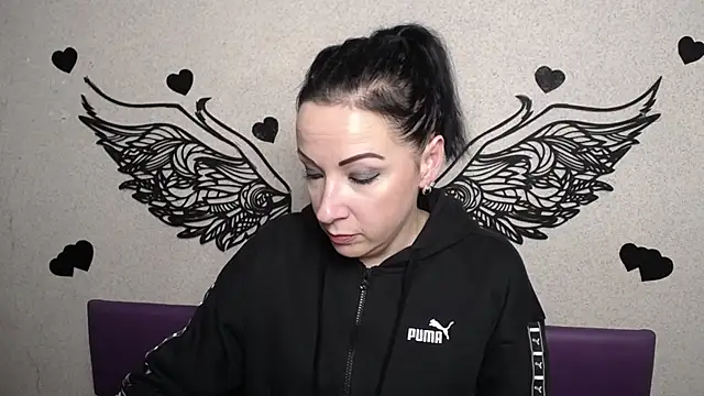 ElizabethSho online show from February 13, 6:08 pm