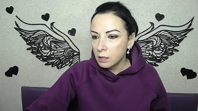 ElizabethSho online show from January 18, 8:23 pm