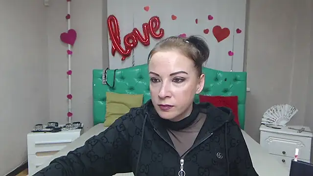 ElizabethSho online show from March 27, 6:09 pm