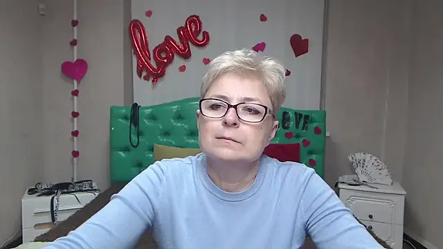 EmiliaGree online show from February 2, 6:07 pm