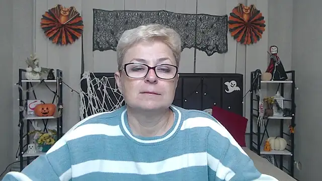 EmiliaGree online show from October 25, 5:06 am