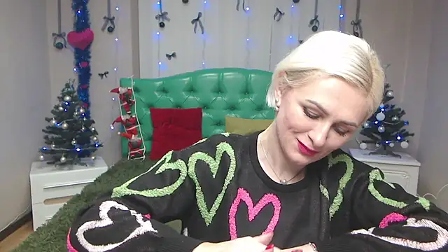 OliviaHorst online show from December 17, 6:18 am