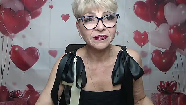 EllaBonito online show from May 16, 5:50 am