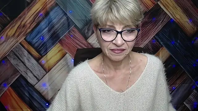 EllaBonito online show from October 3, 5:31 am