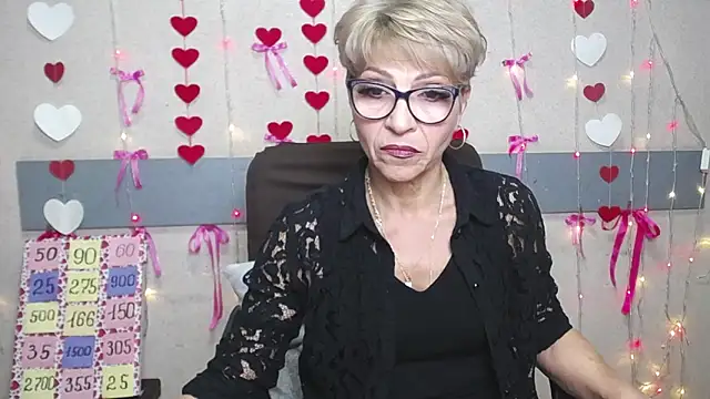 EllaBonito online show from February 26, 6:30 am