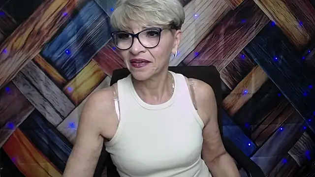 EllaBonito online show from October 9, 5:30 am