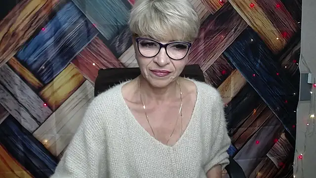 EllaBonito online show from October 17, 5:33 am