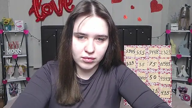 Snapshot of LauraHlot chatting on March 1, 6:11 pm LauraHlot online show from March 1, 6:11 pm
