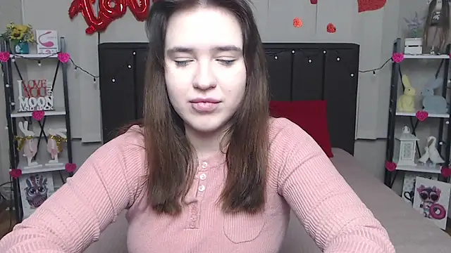 Snapshot of LauraHlot chatting on March 3, 6:46 pm LauraHlot online show from March 3, 6:46 pm