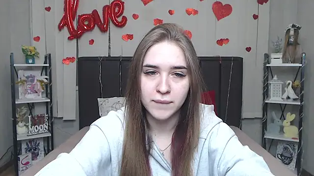 LauraHlot online show from March 6, 6:14 pm