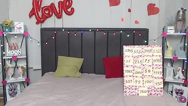 Snapshot of LauraHlot chatting on March 19, 4:55 pm LauraHlot online show from March 19, 4:55 pm