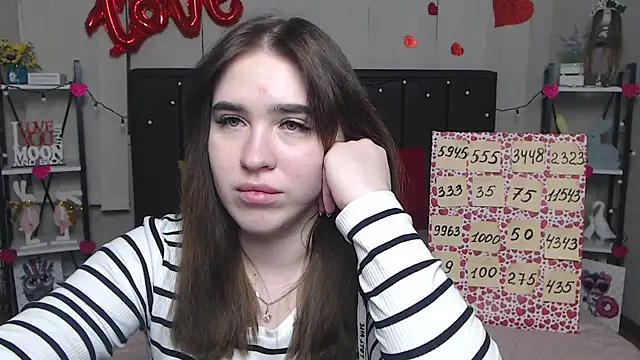 Snapshot of LauraHlot chatting on March 14, 12:54 am LauraHlot online show from March 14, 12:54 am