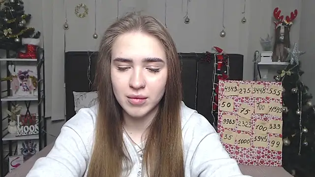 LauraHlot online show from January 9, 6:37 pm