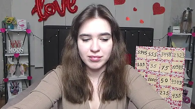 Snapshot of LauraHlot chatting on February 27, 9:47 pm LauraHlot online show from February 27, 9:47 pm