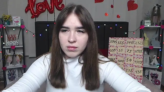 Snapshot of LauraHlot chatting on March 17, 9:35 pm LauraHlot online show from March 17, 9:35 pm