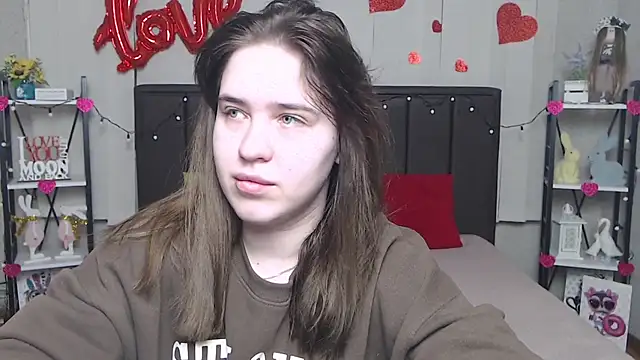 Snapshot of LauraHlot chatting on March 10, 6:34 pm LauraHlot online show from March 10, 6:34 pm