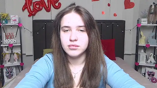Snapshot of LauraHlot chatting on March 10, 12:39 am LauraHlot online show from March 10, 12:39 am