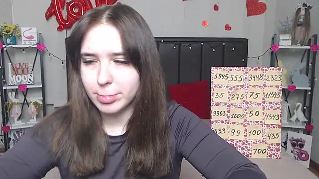 Snapshot of LauraHlot chatting on March 21, 7:00 am LauraHlot online show from March 21, 7:00 am