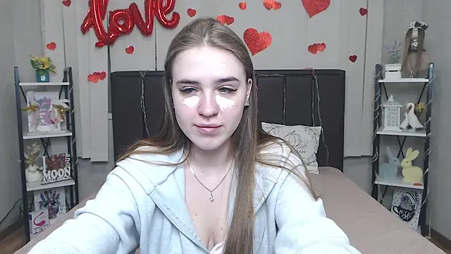 LauraHlot online show from February 28, 6:51 pm