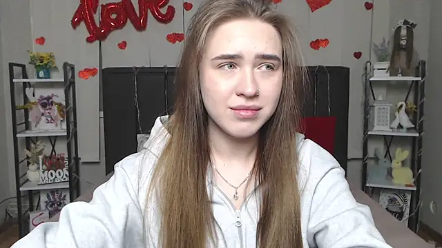 LauraHlot online show from February 17, 6:22 am