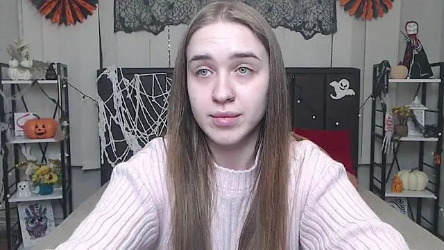 LauraHlot online show from November 1, 6:51 am