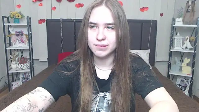 Snapshot of LauraHlot chatting on May 14, 5:32 pm LauraHlot online show from May 14, 5:32 pm
