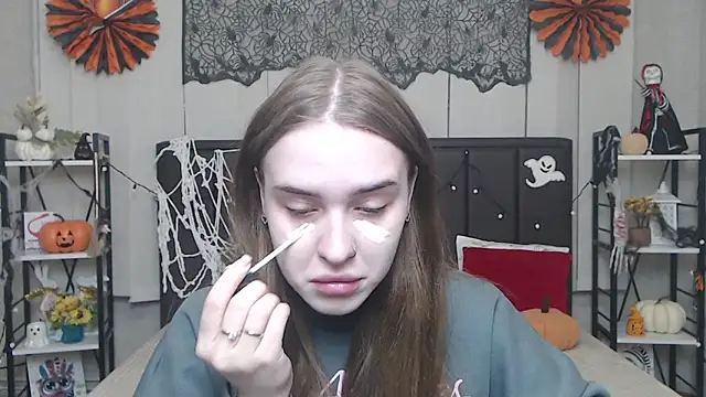 LauraHlot online show from November 2, 6:29 am