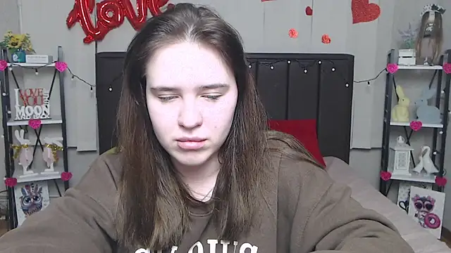 Snapshot of LauraHlot chatting on March 11, 1:48 am LauraHlot online show from March 11, 1:48 am