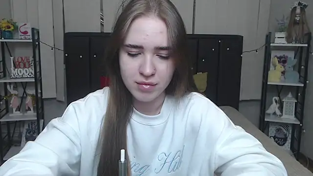 Snapshot of LauraHlot chatting on September 30, 6:25 pm LauraHlot online show from September 30, 6:25 pm