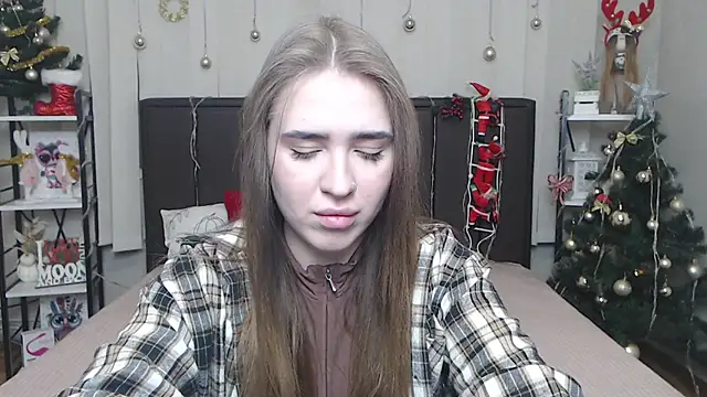 LauraHlot online show from January 10, 6:47 pm