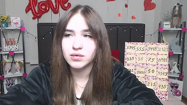 Snapshot of LauraHlot chatting on March 17, 3:25 am LauraHlot online show from March 17, 3:25 am