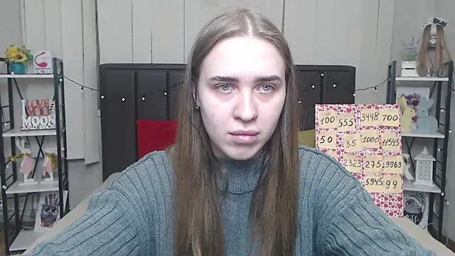 Snapshot of LauraHlot chatting on October 9, 5:41 am LauraHlot online show from October 9, 5:41 am