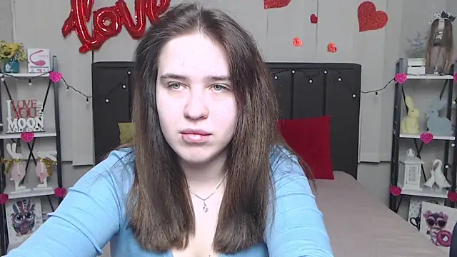 Snapshot of LauraHlot chatting on March 9, 6:11 pm LauraHlot online show from March 9, 6:11 pm