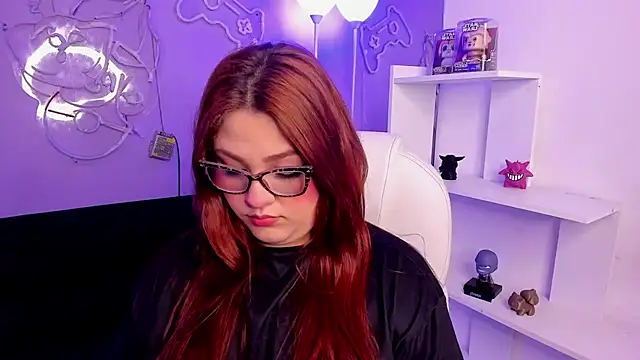 Camiila Osorio online show from February 21, 9:39 pm