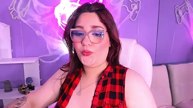 Camiila Osorio online show from October 28, 7:57 pm