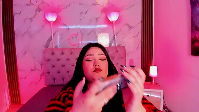 Camiila Osorio online show from March 19, 7:25 pm