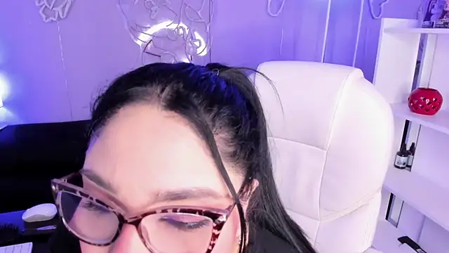 Camiila Osorio online show from March 16, 7:49 pm