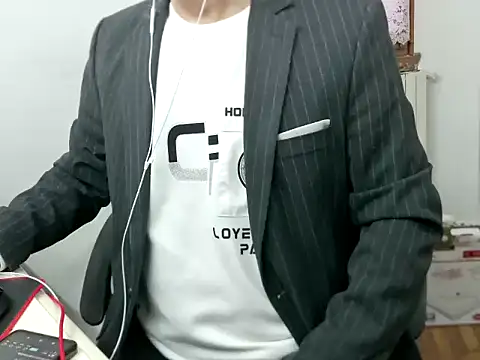 zwc147369 online show from February 25, 4:51 pm