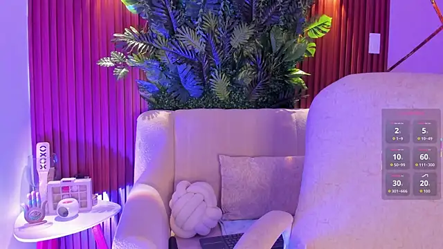 foxxxmegan online show from November 14, 4:10 pm