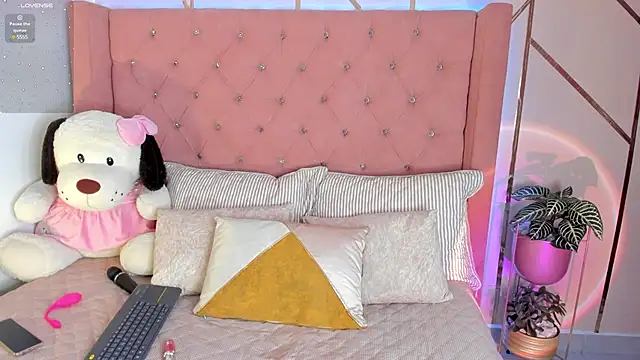 foxxxmegan online show from February 20, 2:02 pm