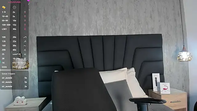 Snapshot of SARA_STONE17 chatting on February 13, 11:28 am SARA STONE17 online show from February 13, 11:28 am