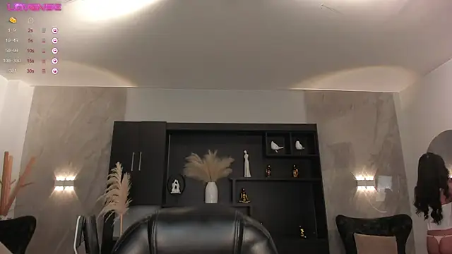 Snapshot of ValeriaVelvet chatting on March 5, 11:49 am ValeriaVelvet online show from March 5, 11:49 am