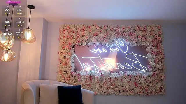 Snapshot of ValeriaVelvet chatting on October 10, 12:06 pm ValeriaVelvet online show from October 10, 12:06 pm