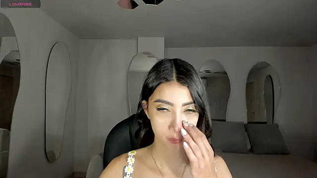 ValeriaVelvet online show from May 28, 11:49 am