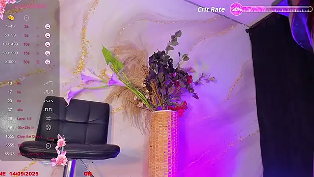 Snapshot of Karla-Ebony chatting on September 14, 1:44 pm Karla-Ebony online show from September 14, 1:44 pm