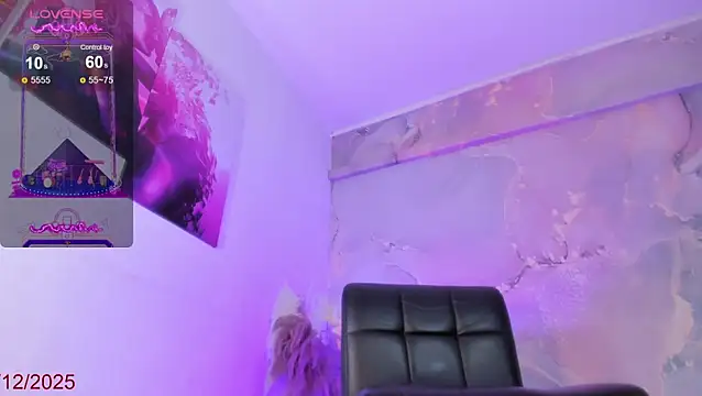 Karla-Ebony online show from December 14, 2:00 pm